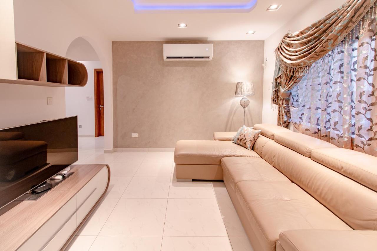 Stylish Corner Maisonette - Sunflower Биркиркара Екстериор снимка